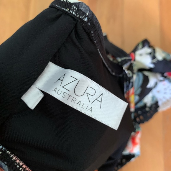 3/20$ Azura Australia-Bikini Top-Black and Floral - Picture 4 of 7